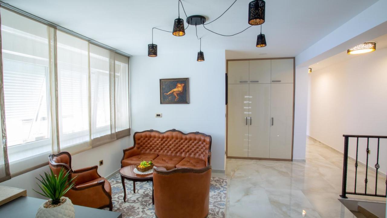 Rooms & Apartments Toni Stobreč 外观 照片