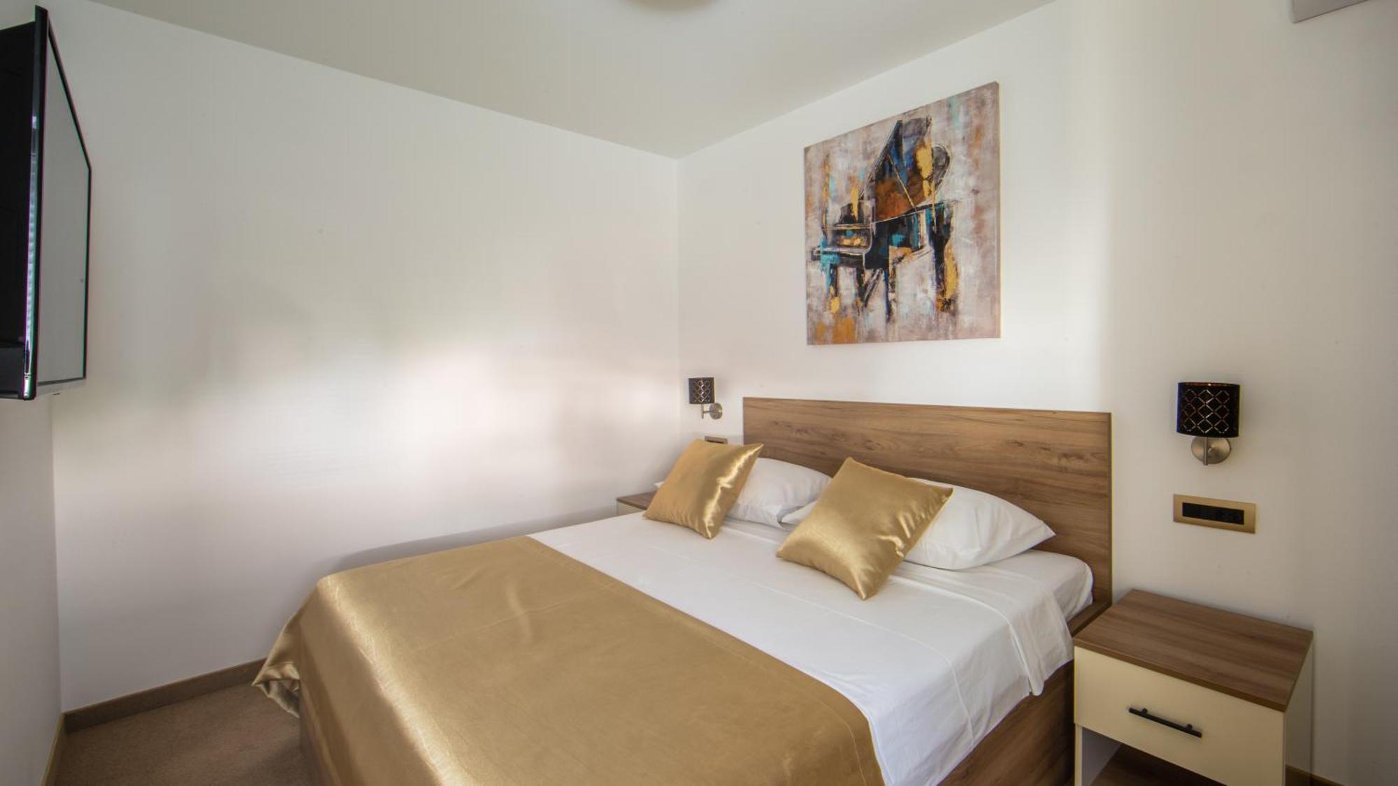 Rooms & Apartments Toni Stobreč 客房 照片