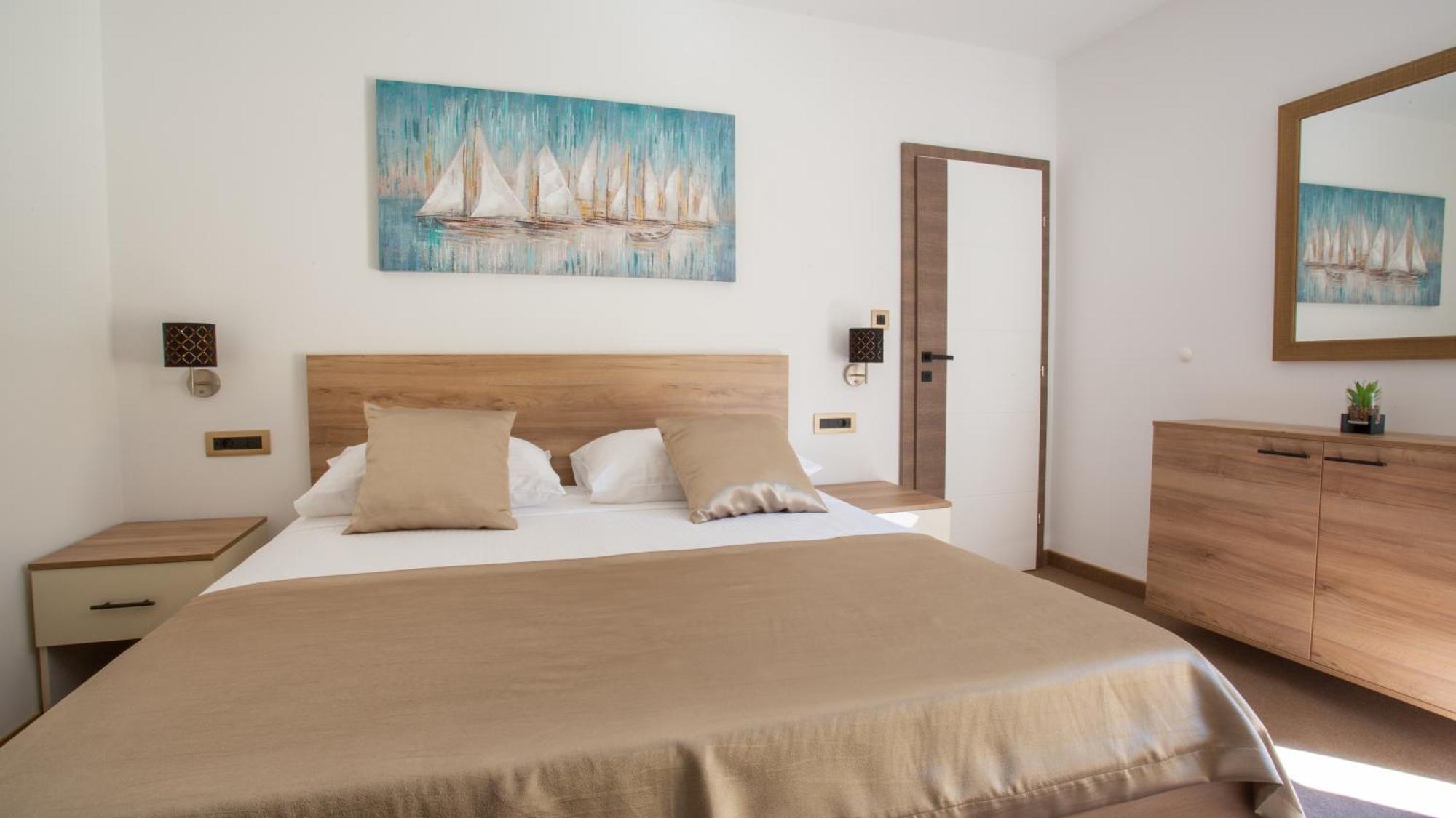 Rooms & Apartments Toni Stobreč 客房 照片