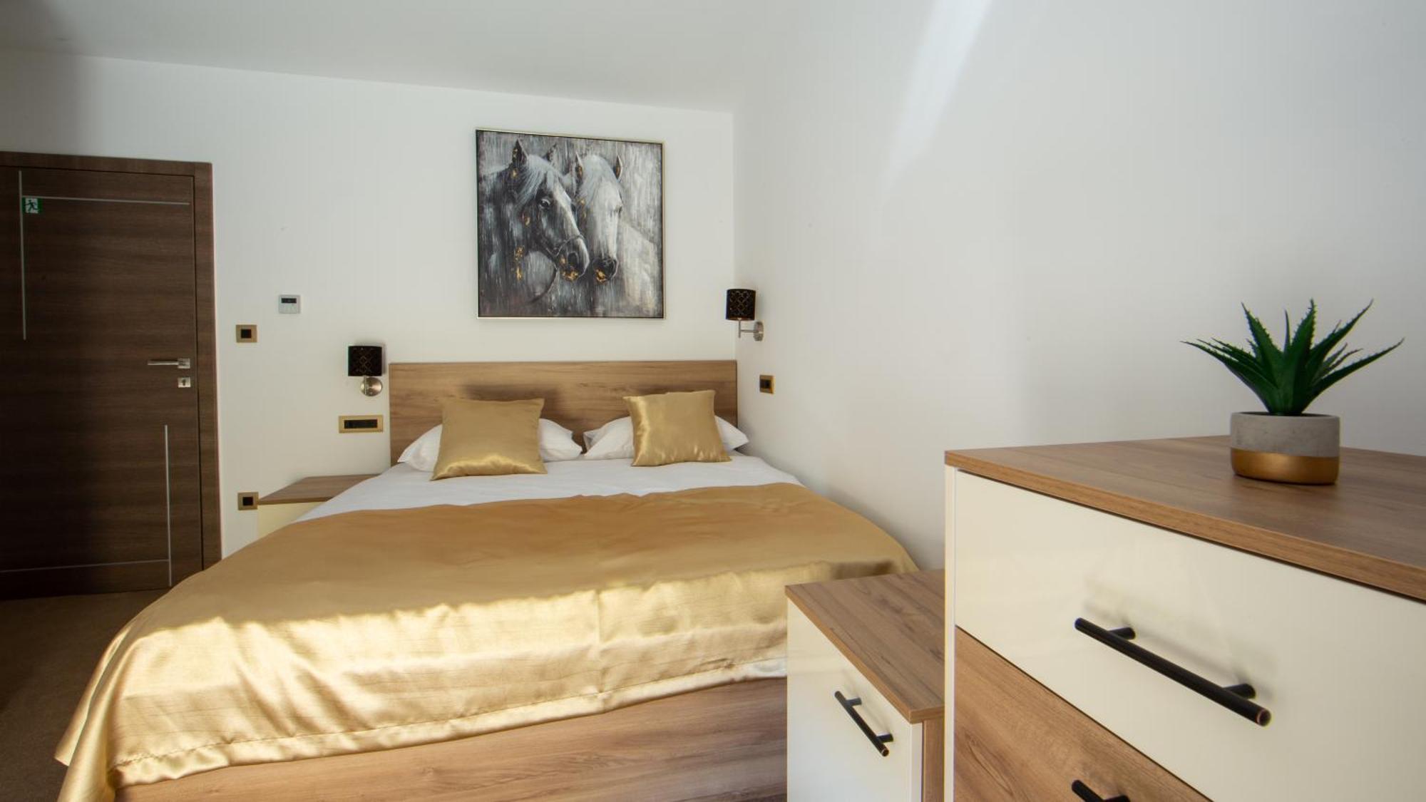Rooms & Apartments Toni Stobreč 外观 照片